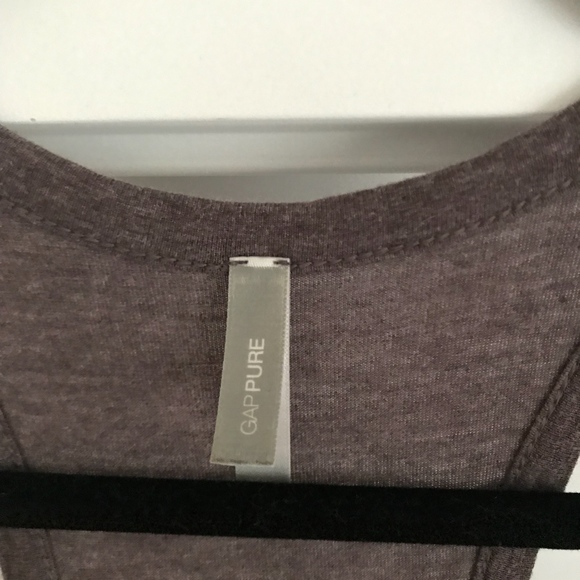GAP Racer Back Tank Top - Picture 3 of 3